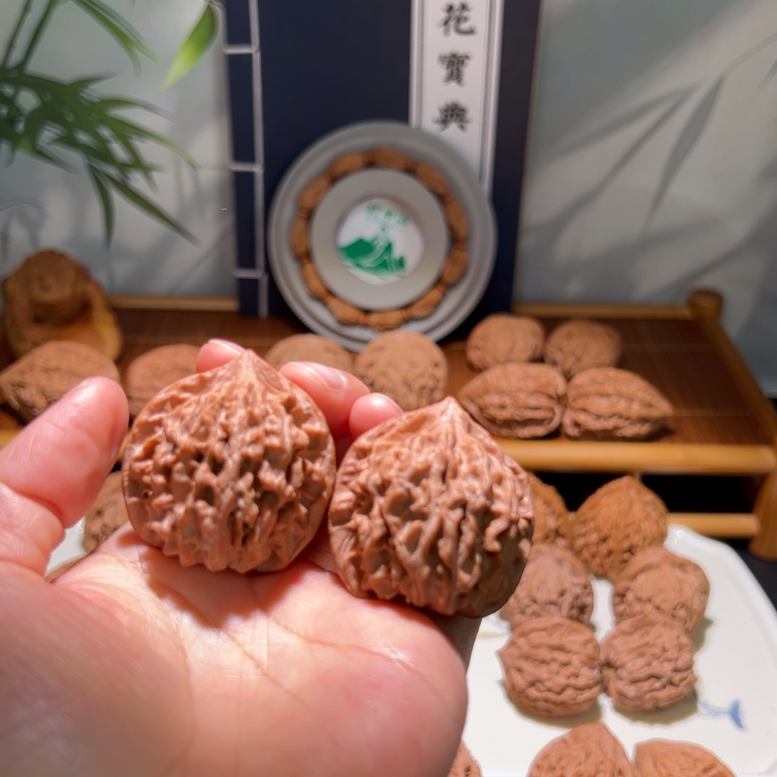 糖***宝把件文玩核桃金毛
