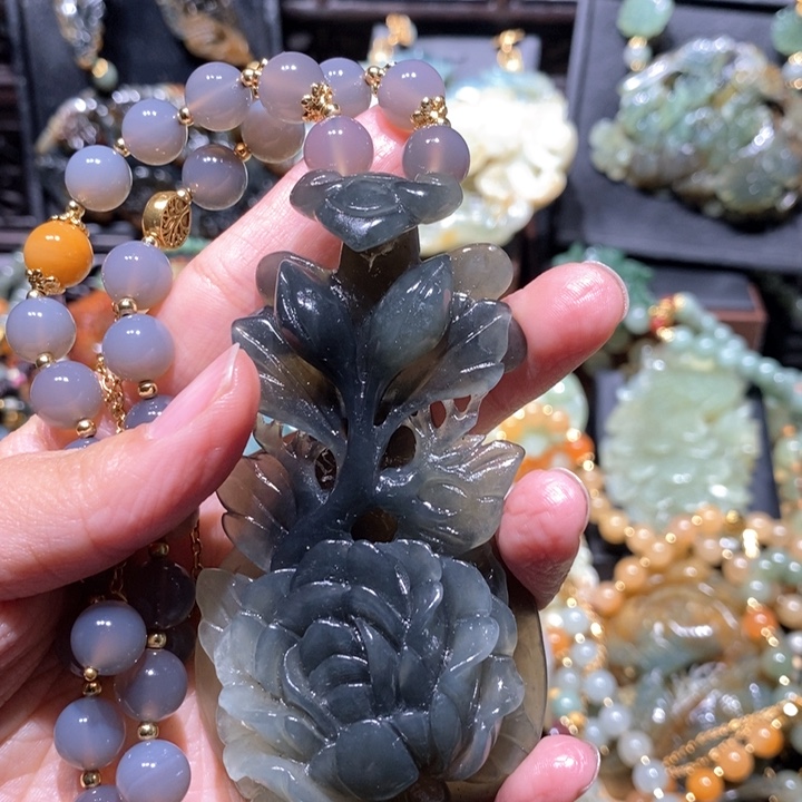 岫玉毛衣链未镶嵌开*