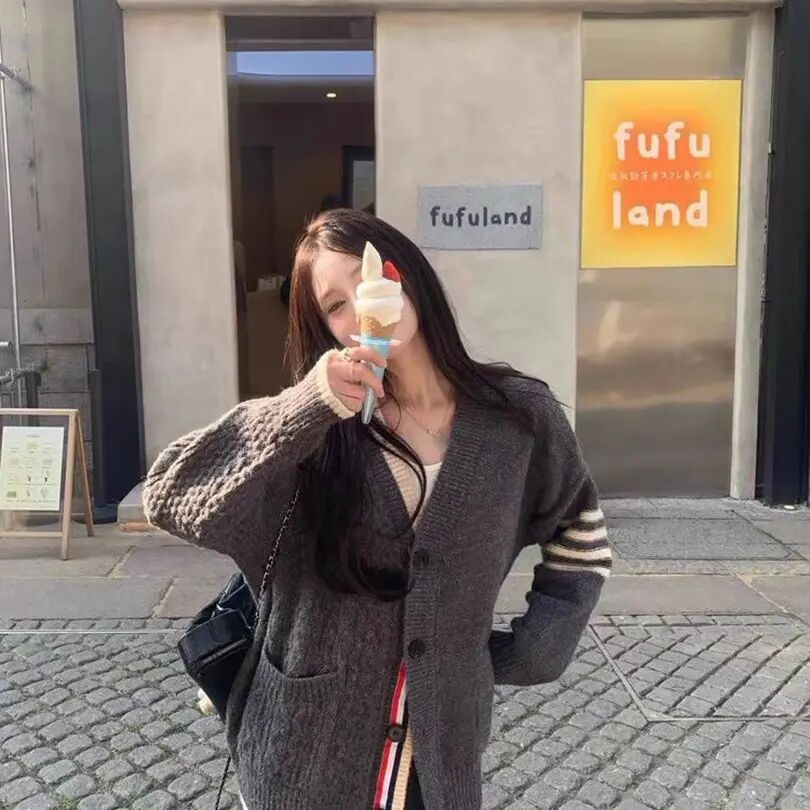 小乔家四条杠宽松韩系毛衣外套