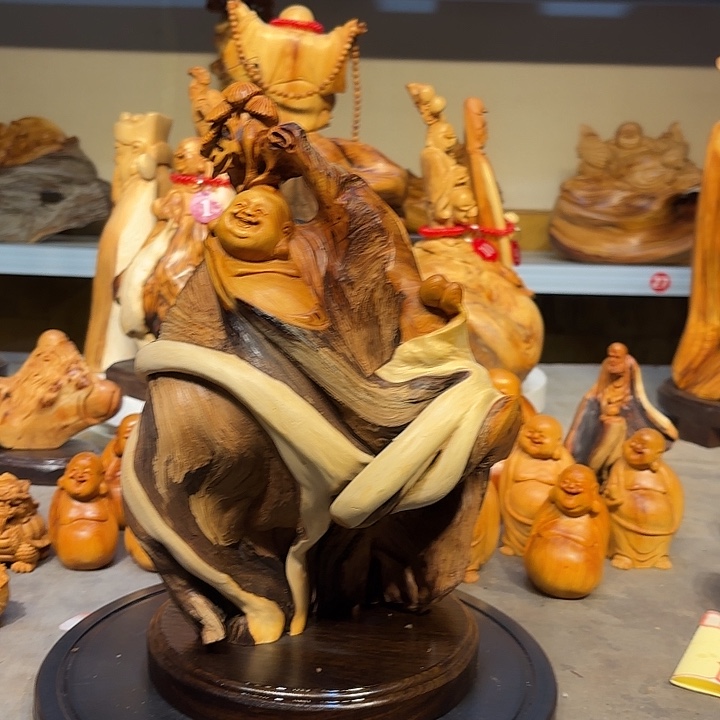 柏木太行崖柏弥勒佛