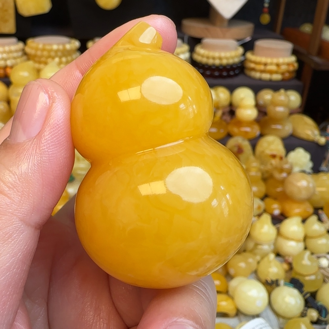 琥珀未镶嵌套链焦皮料虎皮妖花蜜蜡葫芦吊坠