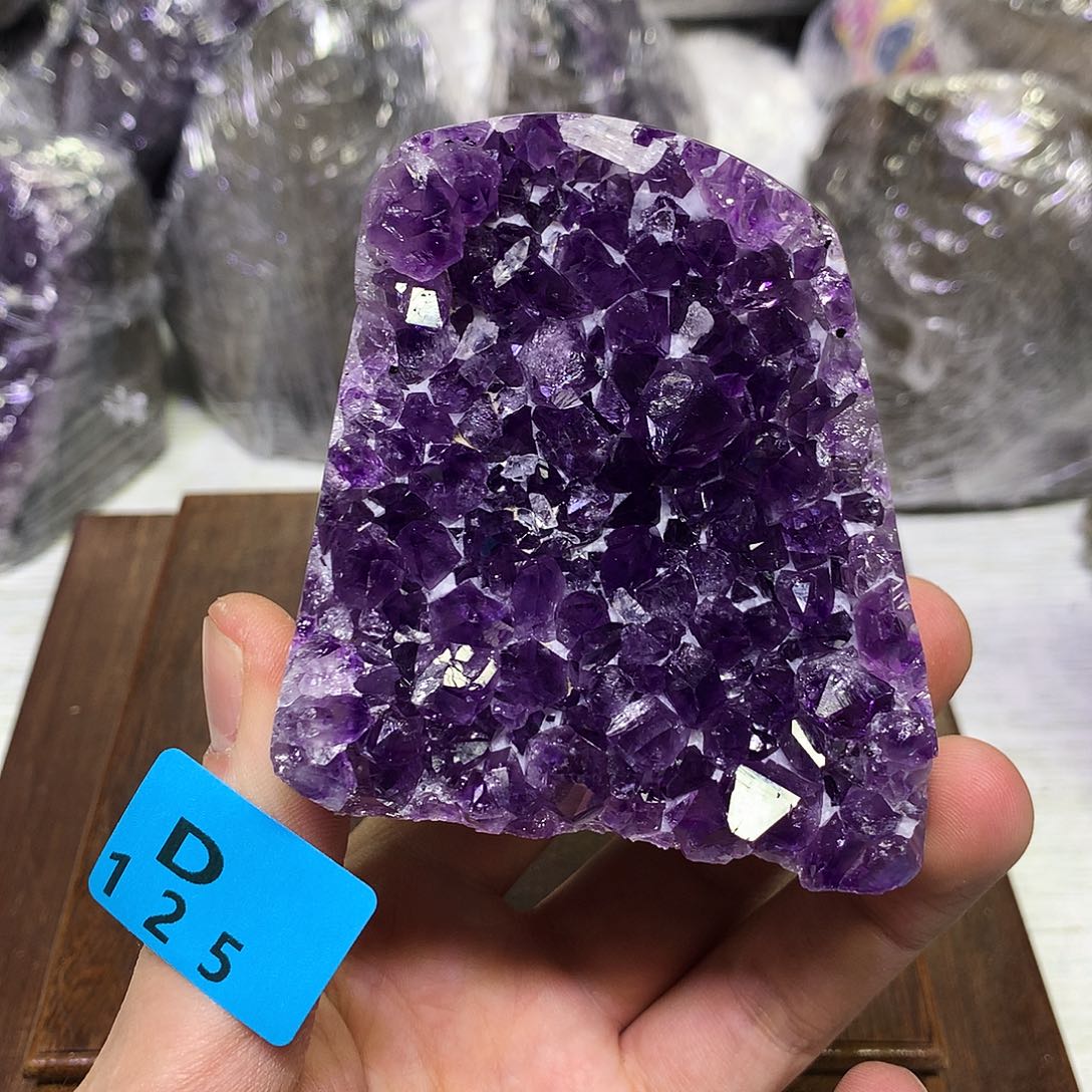 紫晶大型摆件（非配饰）未镶嵌