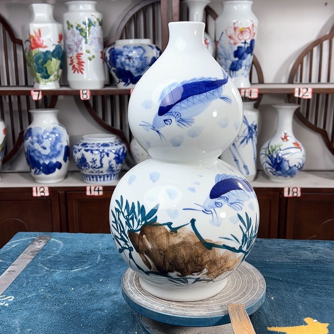摆件景德镇陶瓷葫大鱼