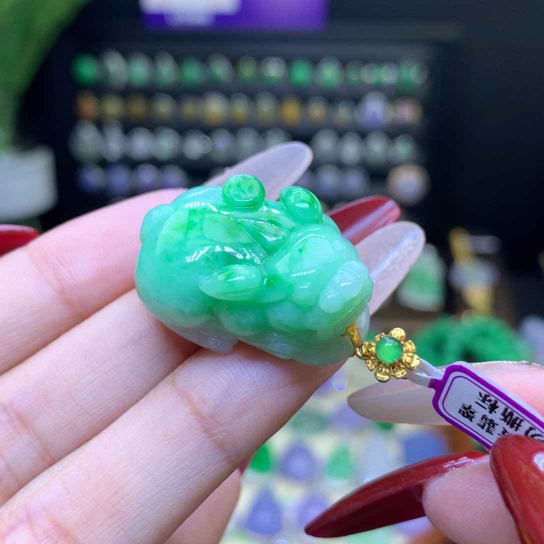 翡翠颈饰18K金镶嵌天然