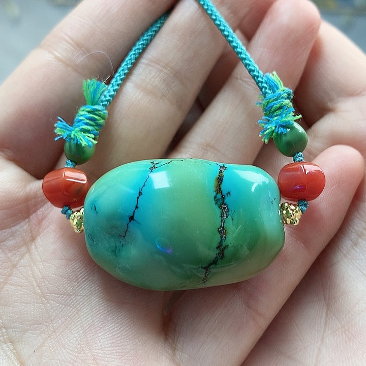 未镶嵌绿松石珠宝奇石