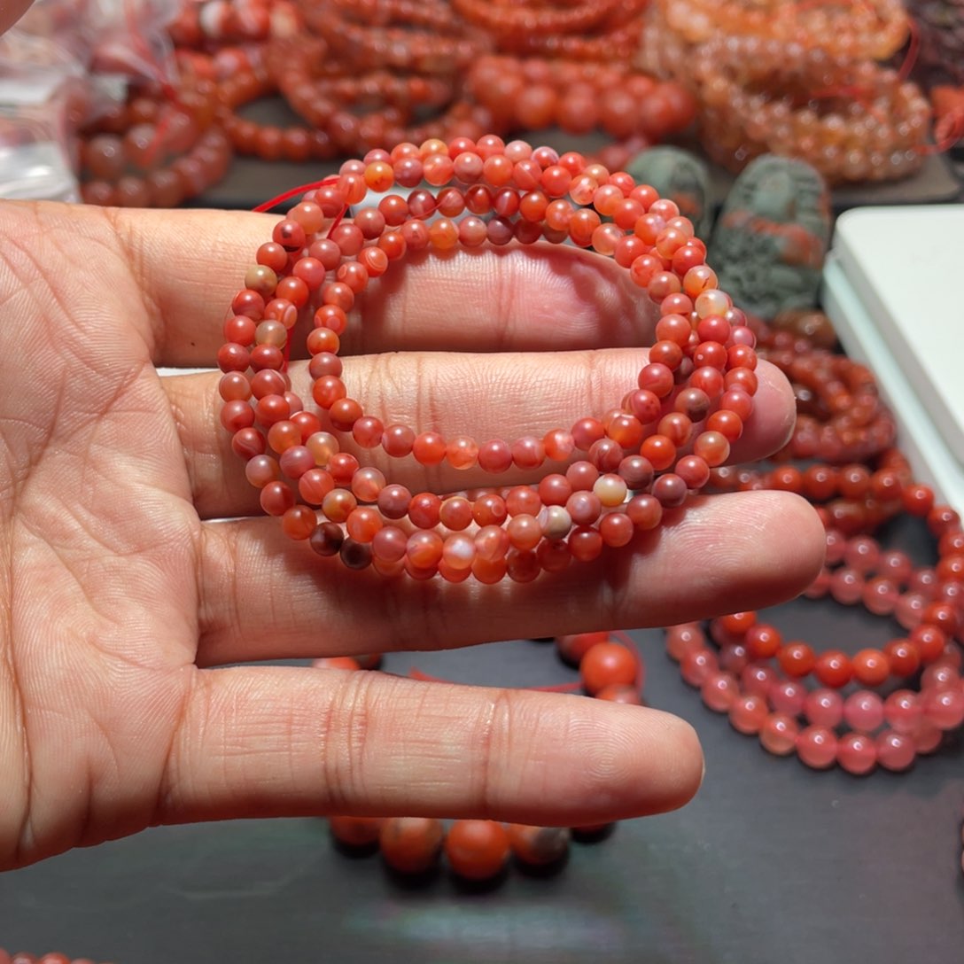 南红玛瑙手链未镶嵌