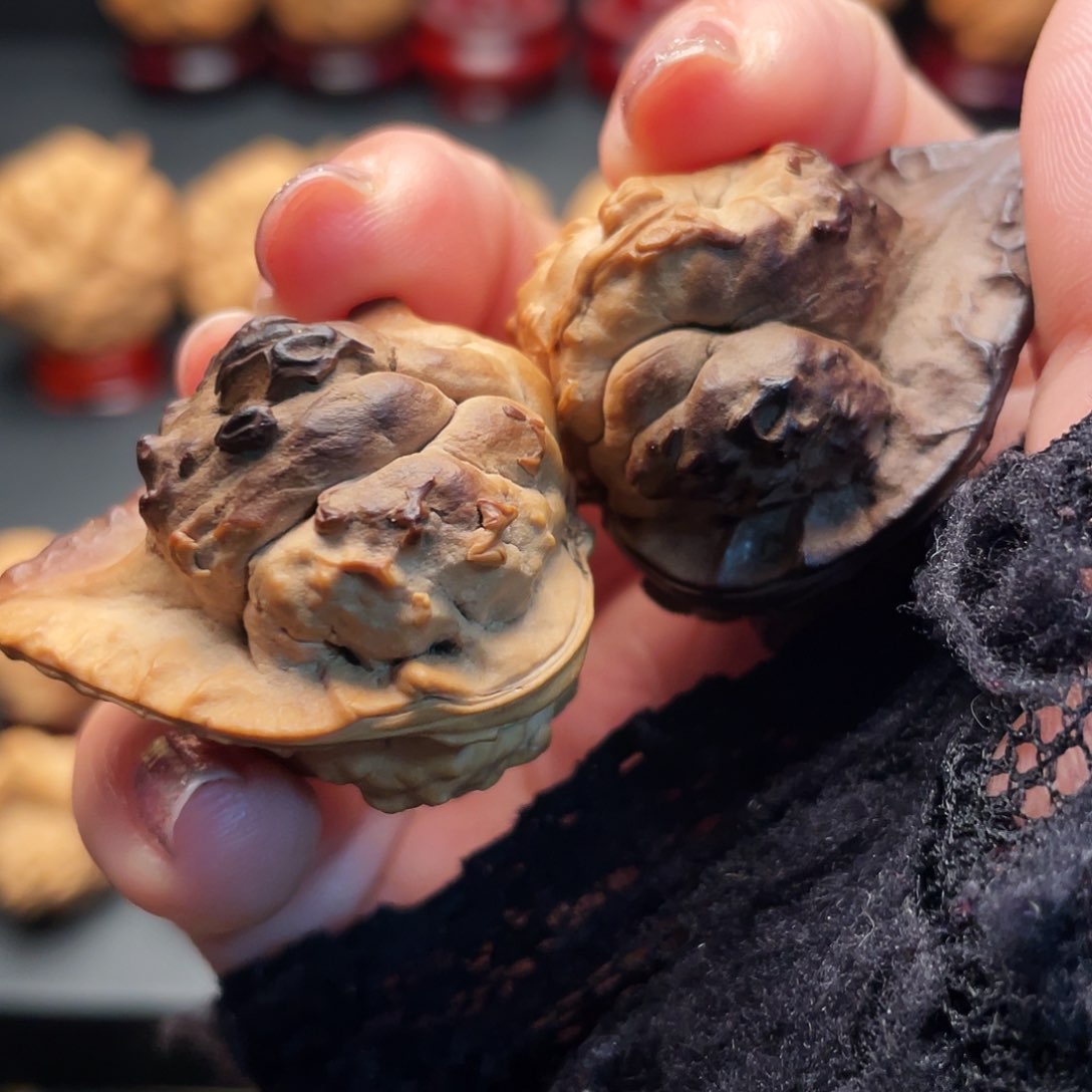 文玩核桃吊坠云石……