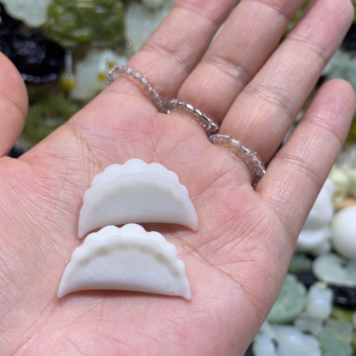 【闪购商品】岫玉颈饰未镶嵌59吊坠