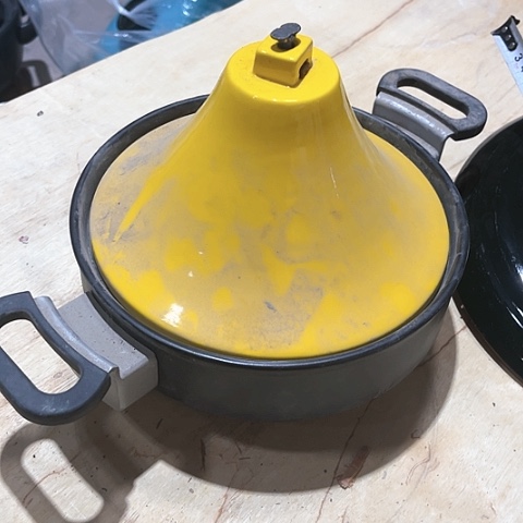 微瑕，明火，口径21厘米，高度7带盖子