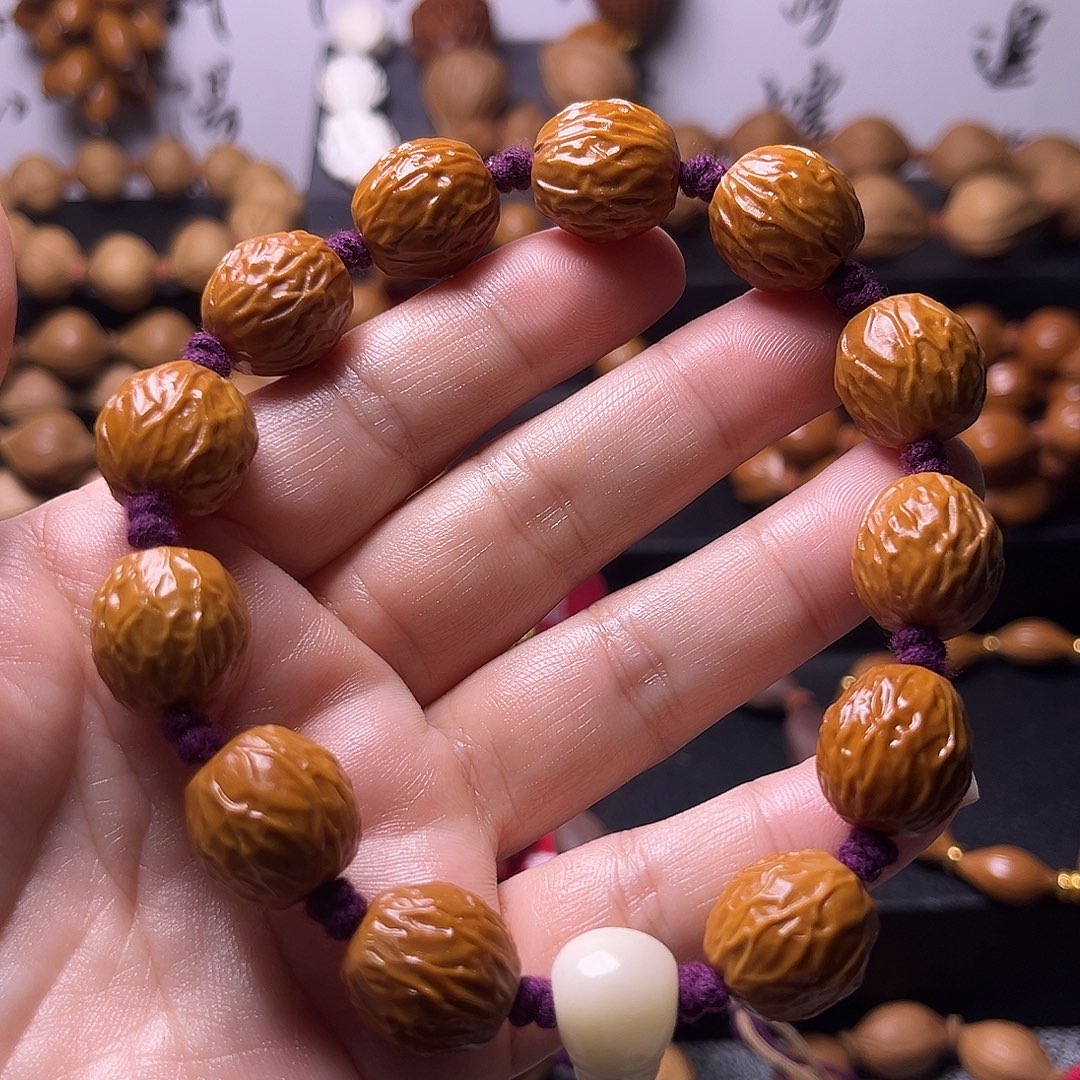 手串橄榄核栩栩如生的大枣15.16微瑕