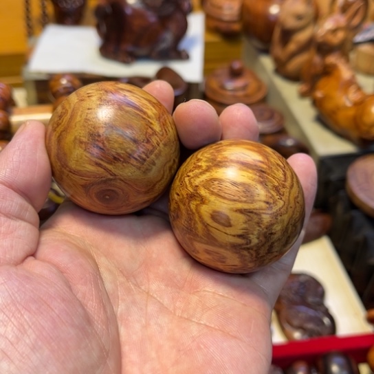 黄花梨/降香黄檀把件难****！黄花梨