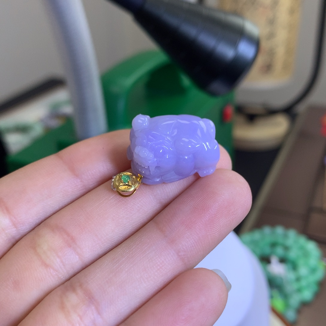 翡翠颈饰18K金镶嵌翡翠