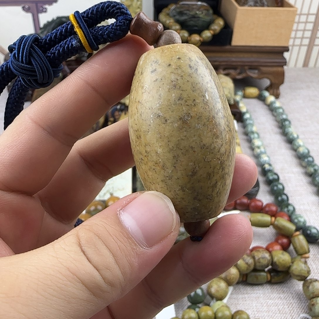 岫岩河磨玉（透闪石质玉）未镶嵌珠宝奇石