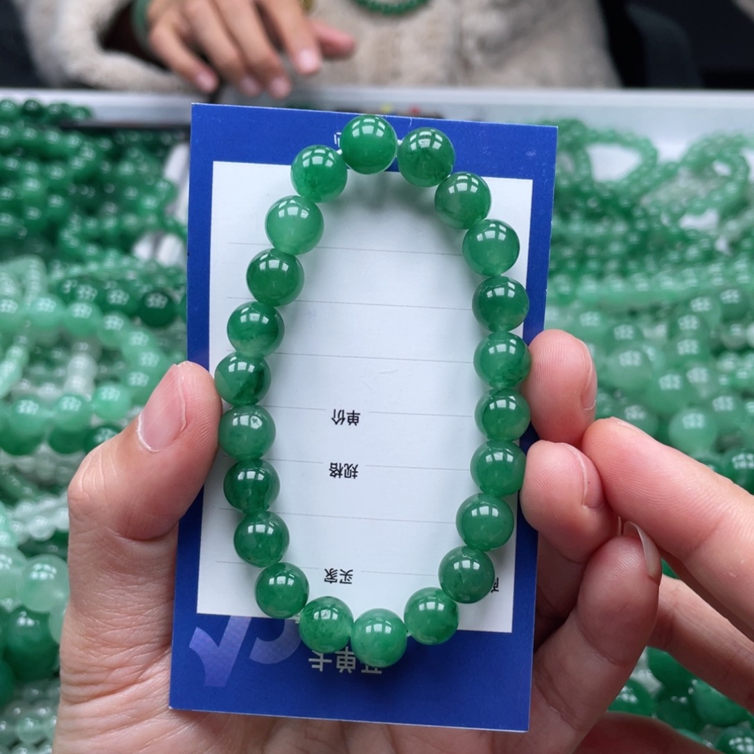 未镶嵌手串石英质玉（非洲翠）