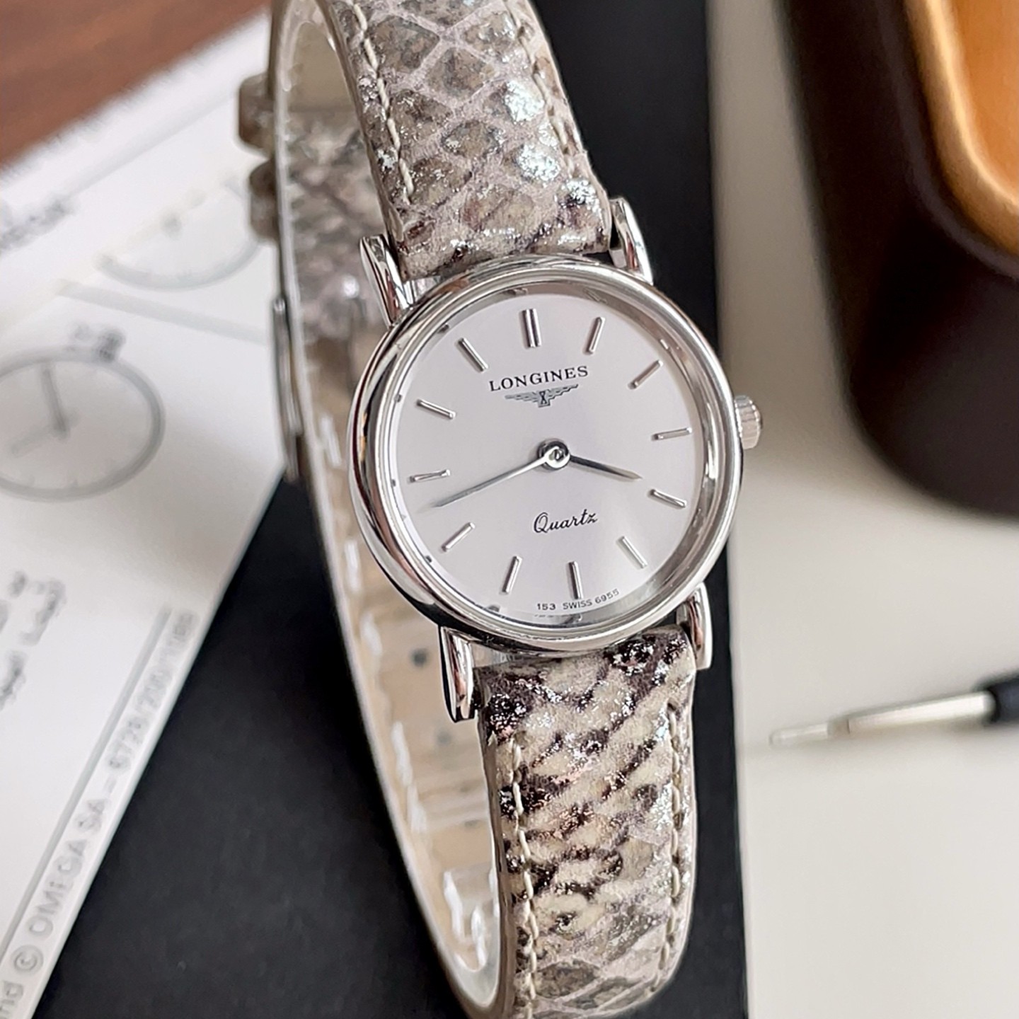 95新 Longines/浪琴 高奢18K金表·气质斯文石英腕表