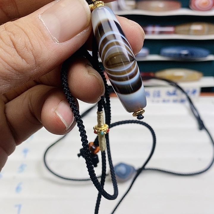 肆***十玛瑙/玉髓未镶嵌颈饰