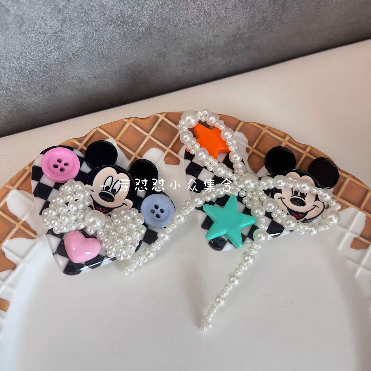 芽怼怼韩国卡通爱心串珠鞋扣 06241