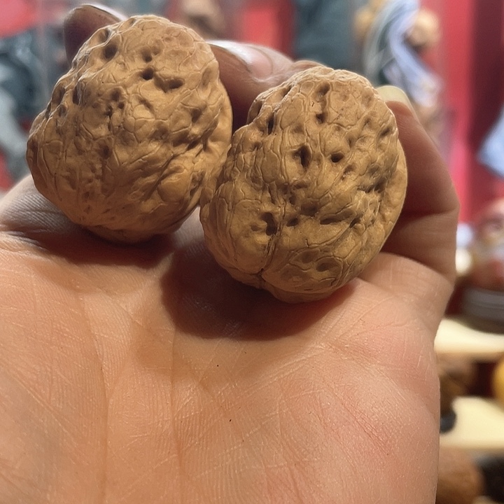 文玩核桃把件云铁12