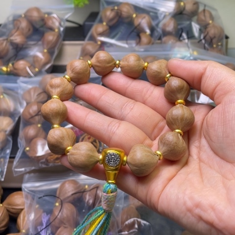 谢***肉手串/手链橄榄核68