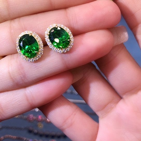 透辉石耳钉银S925镶嵌