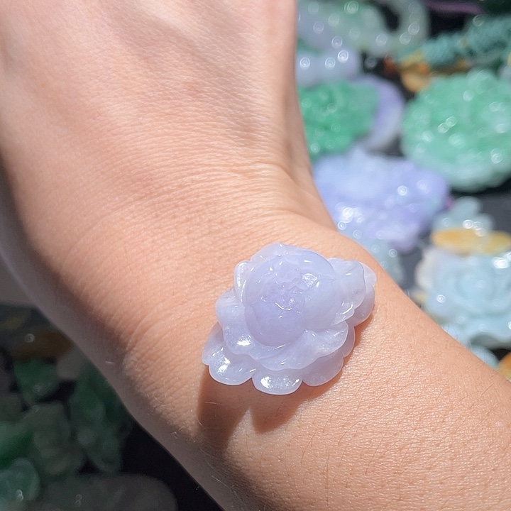 颈饰未镶嵌翡翠天