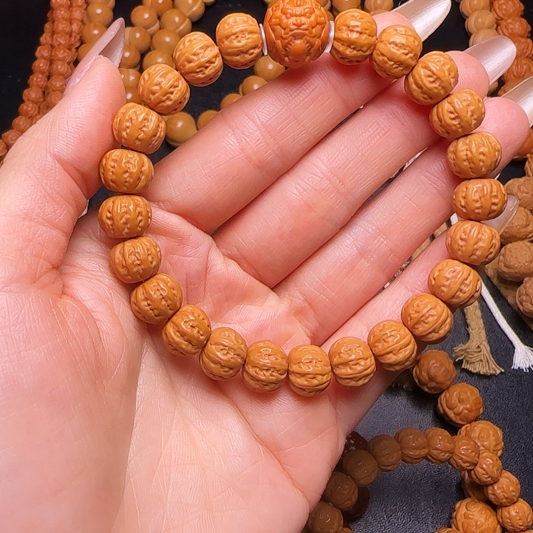 致***笃吊坠猴头核桃11➕八棱