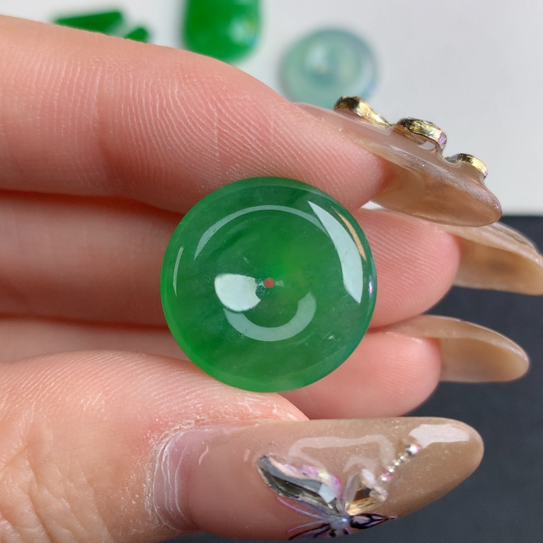 翡翠裸石18.0/3.95扣子扣子