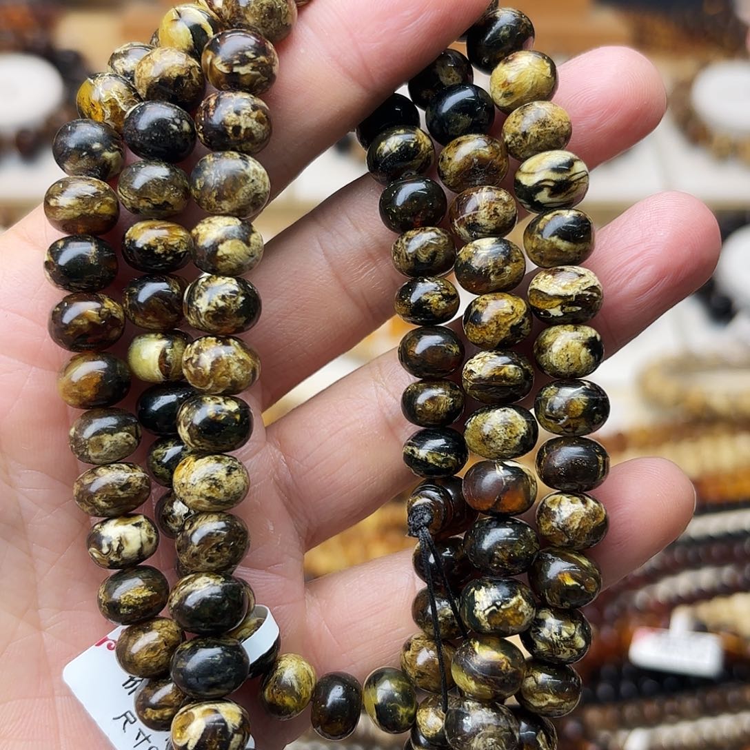 琥珀未镶嵌裸石九91569