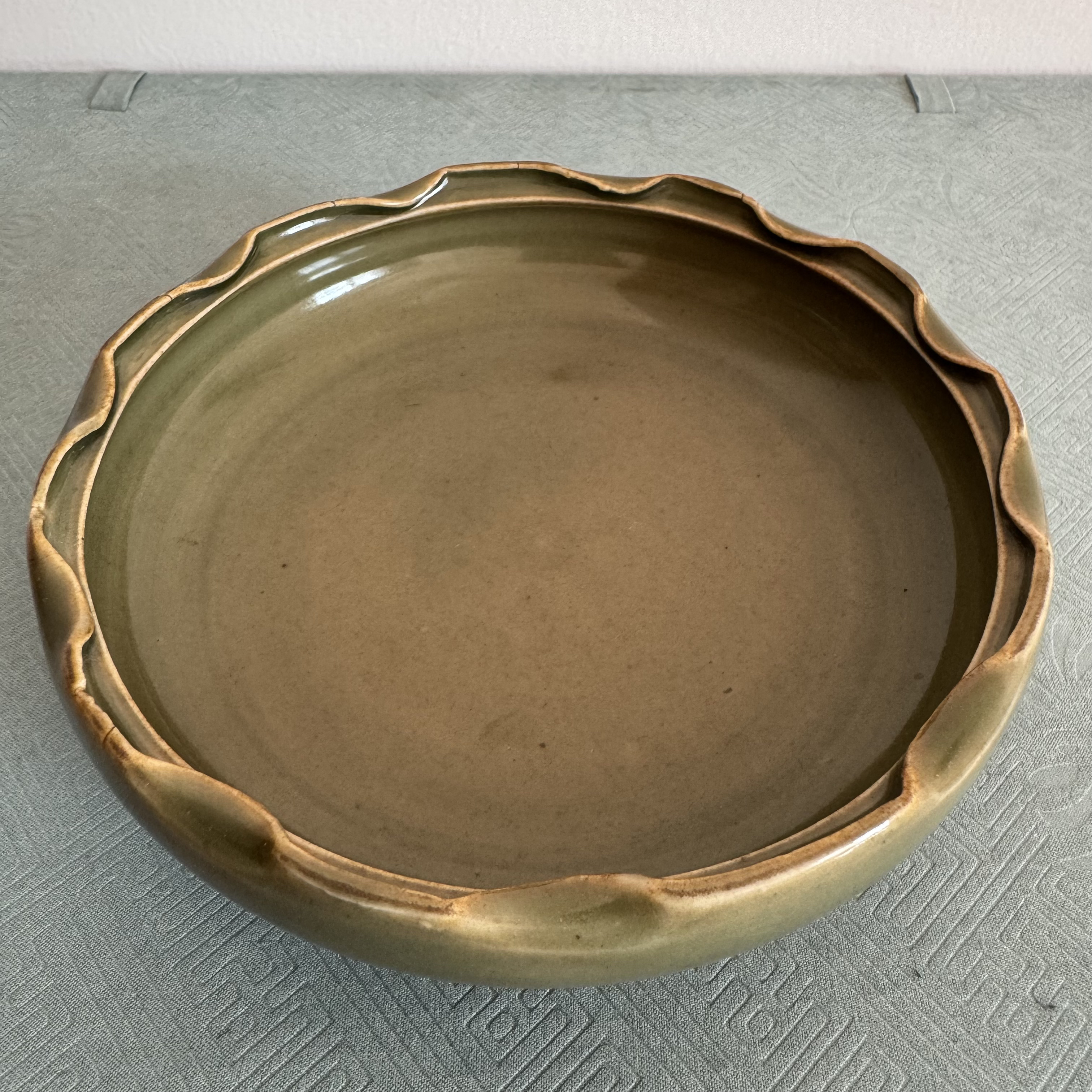 龙泉粉青釉花口洗 手工陶瓷