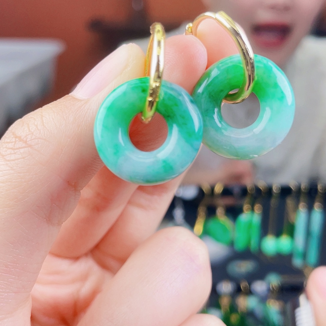 翡翠未镶嵌耳饰饰品