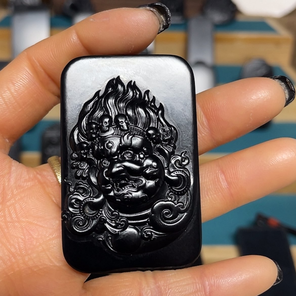 【闪购商品】和田玉（墨玉）吊坠(不含链)未镶嵌干**生欢乐级