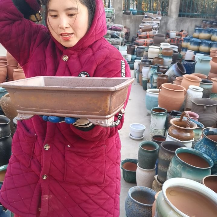 红陶一个盆子。。。瑕疵