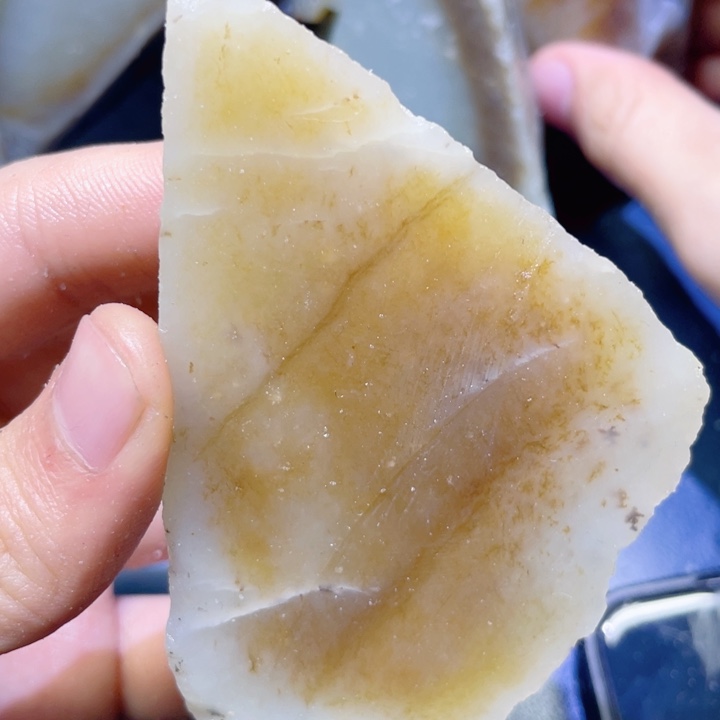 和田玉未镶嵌珠宝半成品