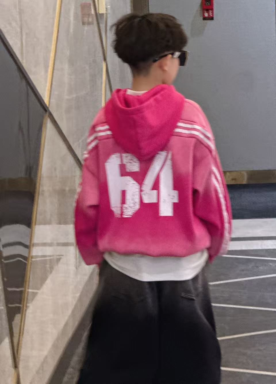 【粉系男孩】儿童中大童高街百搭加绒连帽卫衣，模特穿140