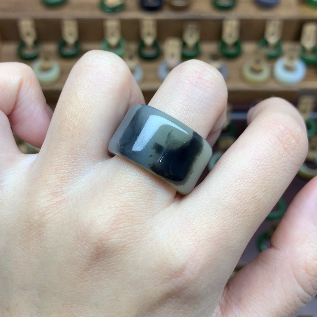 和田玉戒指未镶嵌