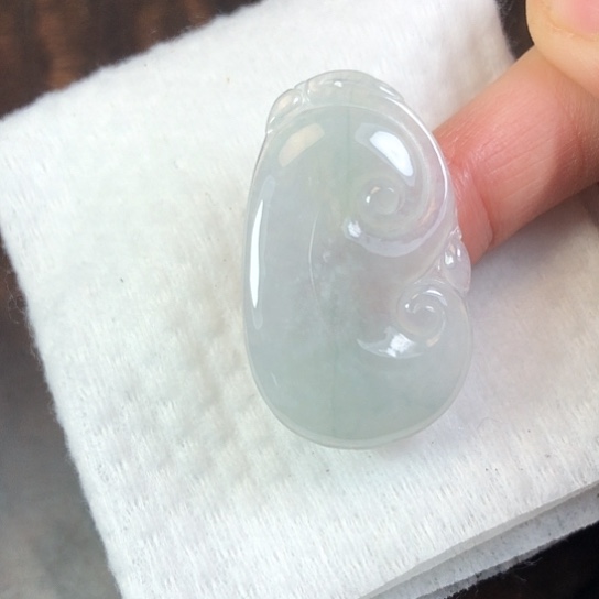 翡翠未镶嵌颈饰缅甸A货，每天下午1点半开播