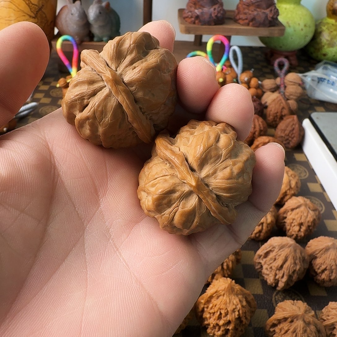 文玩核桃把件蛤蟆头