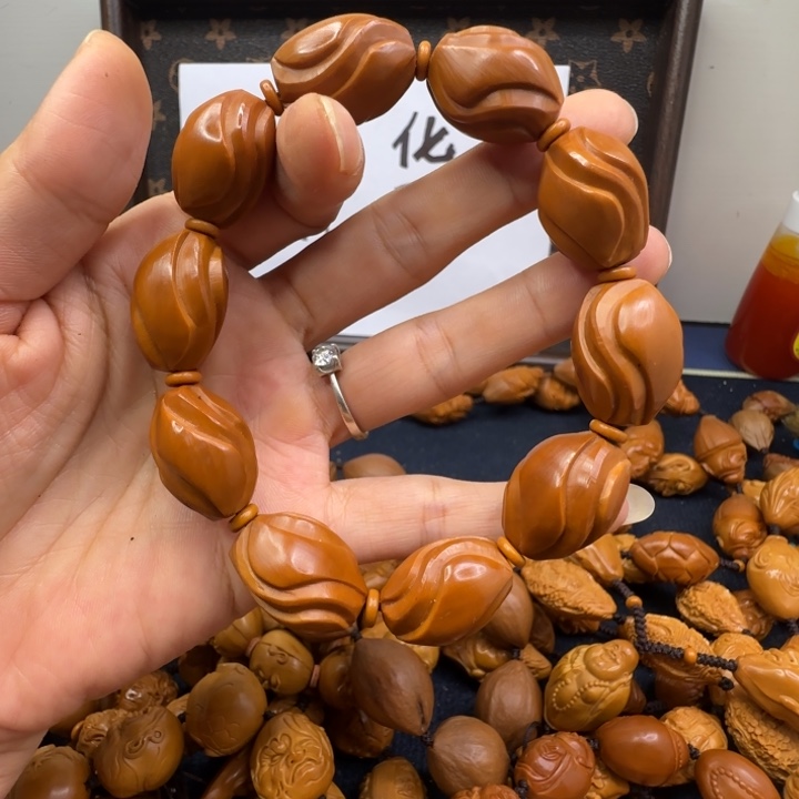 劉***氓橄榄核手串/手链橄榄核手串