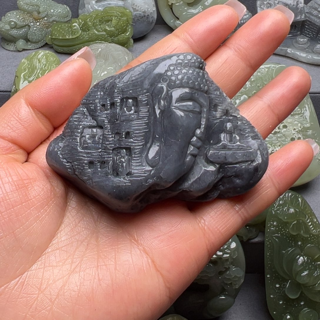 和田玉颈饰未镶嵌