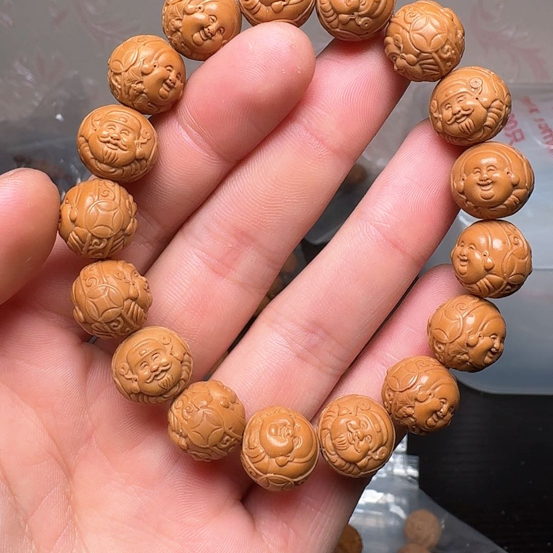 橄榄核吊坠个哈哈