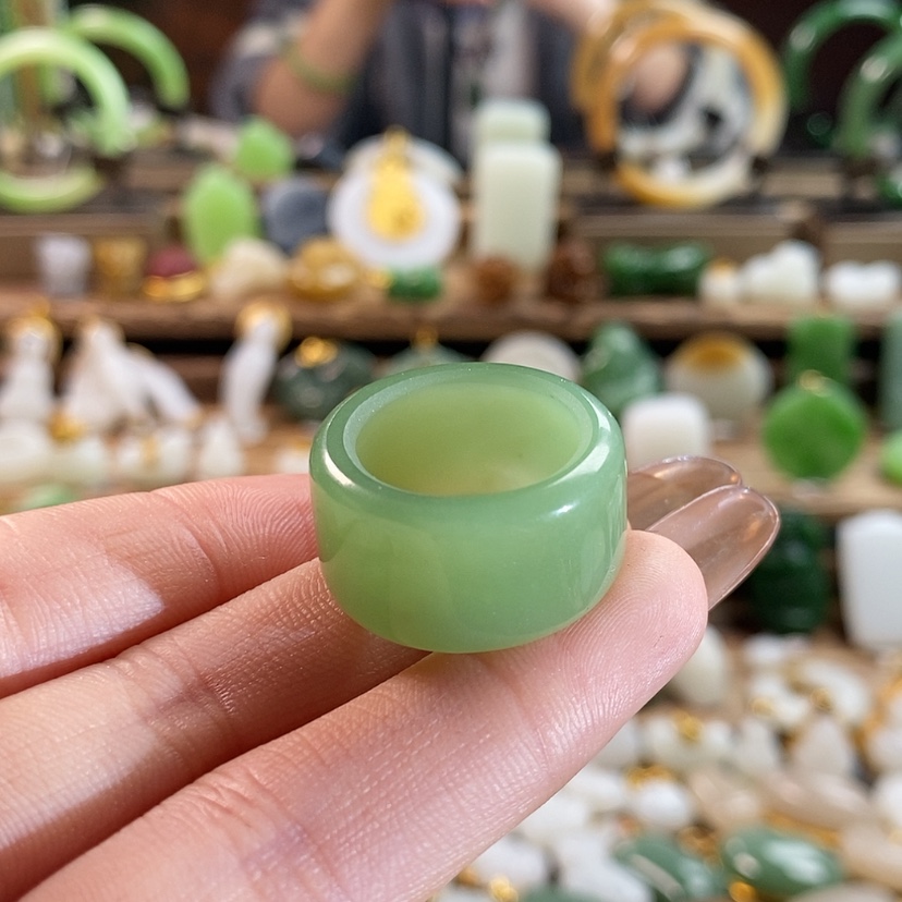 【闪购商品】和田玉戒圈14.5未镶嵌