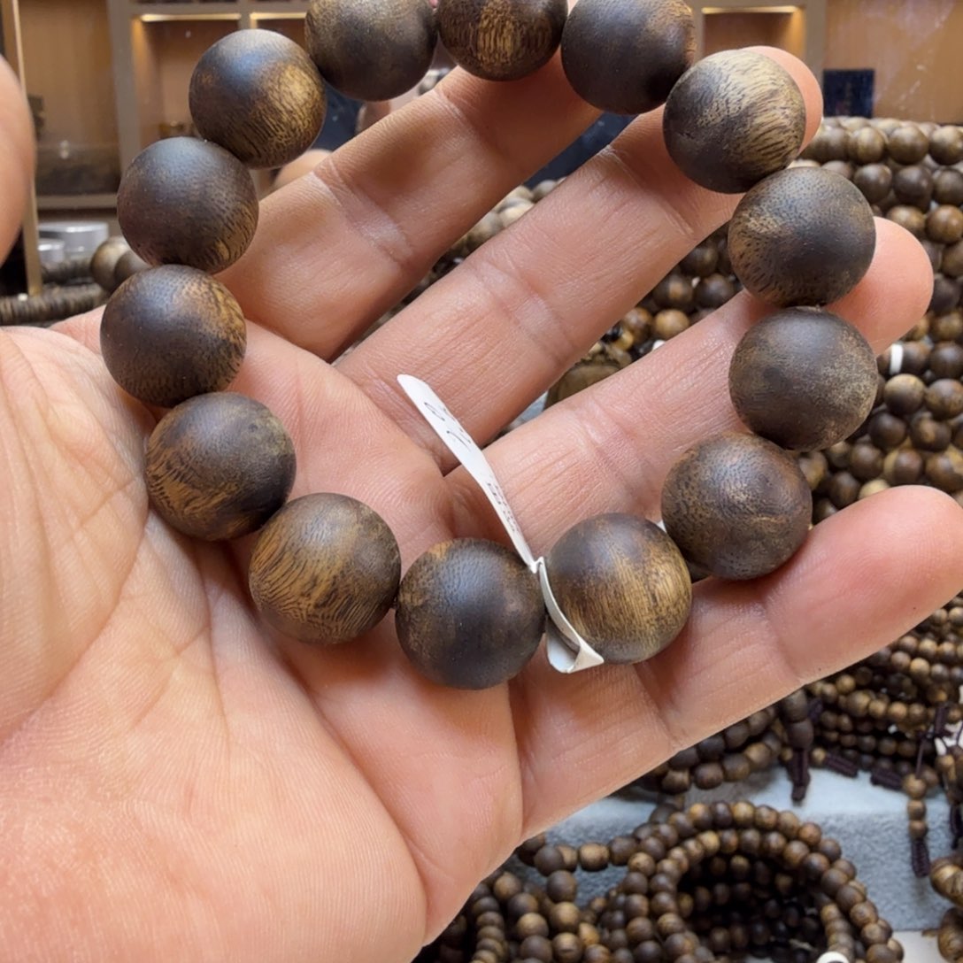 沉香手串圆珠 1.6 单圈手串 20
