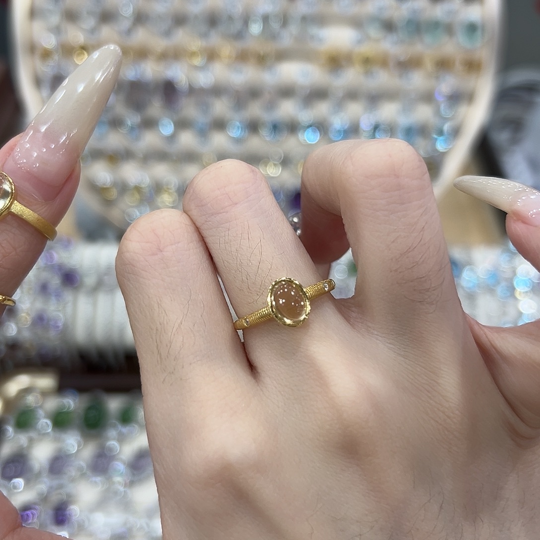 春****银S925镶嵌黄晶戒指