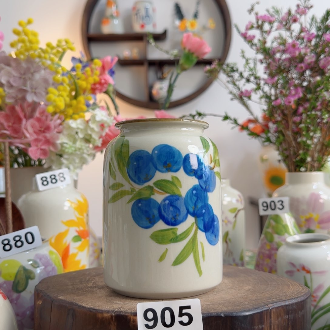 摆件景德镇陶瓷纯手绘小花瓶摆件