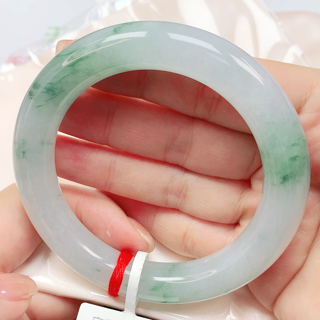 翡翠未镶嵌手镯抖音687