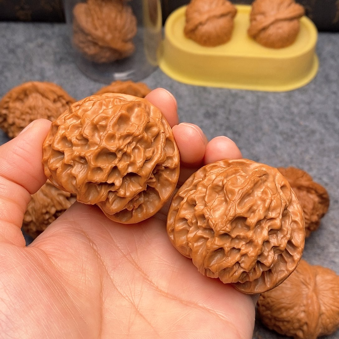文玩核桃把件毕业龙鳞47尺精品