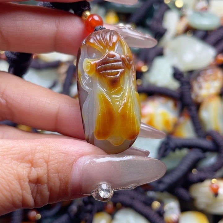 和田玉颈饰未镶嵌