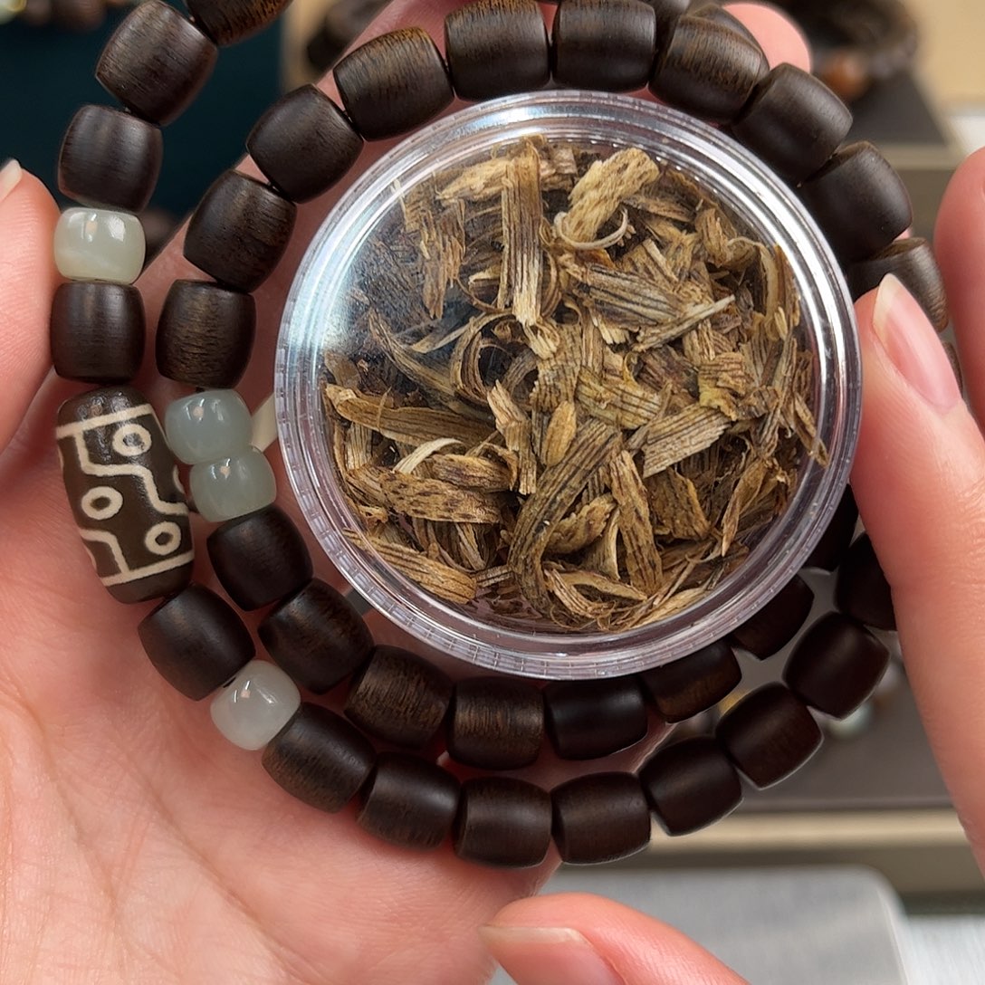 沉香碎屑沉香8mm越南芽庄玉化白奇楠沉水