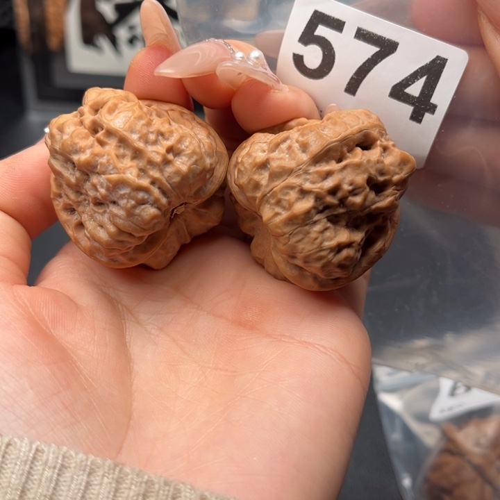 吊坠文玩核桃小**学蛤蟆