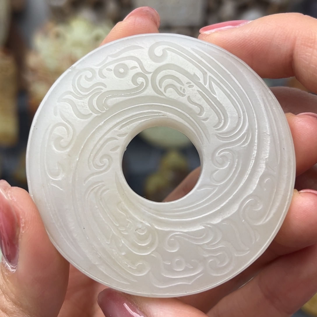 和田玉未镶嵌颈饰鉴古藏珍鉴古藏珍